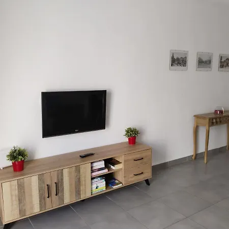 Mareverde Wifi 1 Bedroom Apartment